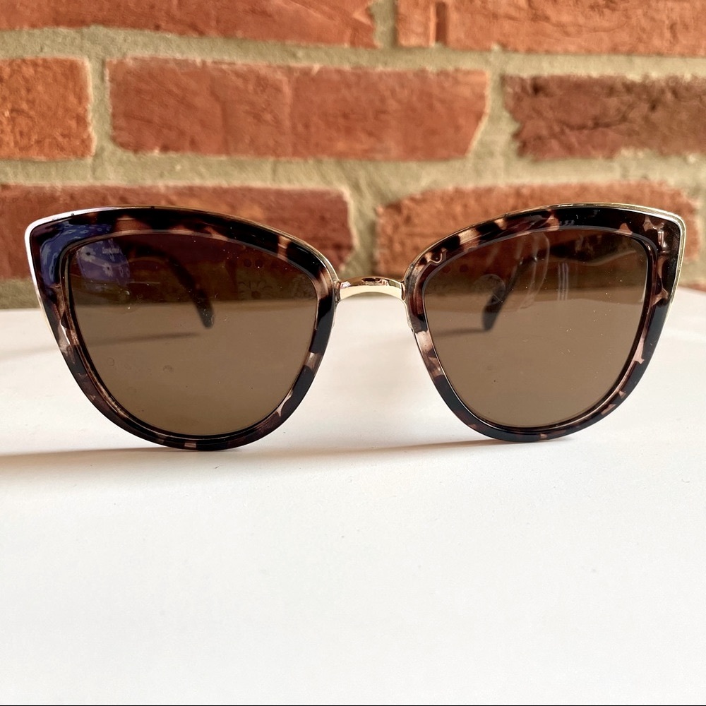 QUAY tortoise cat eye sunglasses